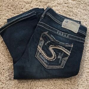 Aioka Silver Jeans Co. Dark Wash Baby Boot Denim Jeans (28x35)